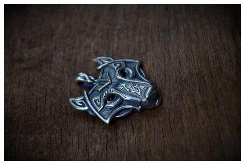 Norse Wolf Vikings Necklace