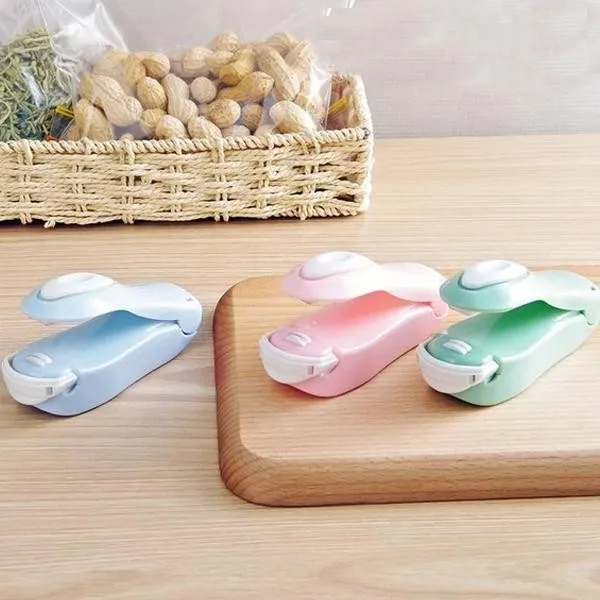 Portable Mini Sealing Household Machine