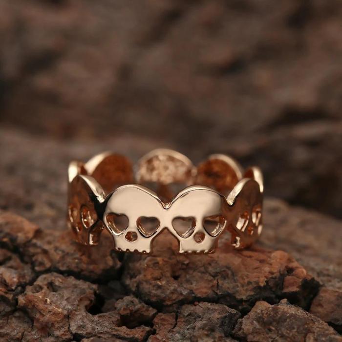 Skull With Hollow Heart Eyes Ring