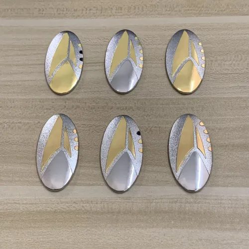 Discovery 3 Admiral Captain Commander Magnet Pin Brooches Badge Accessories
