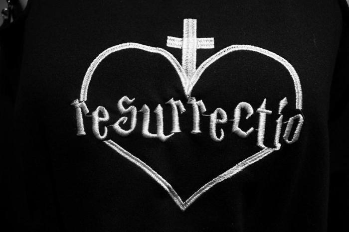 Resurrection Outfit