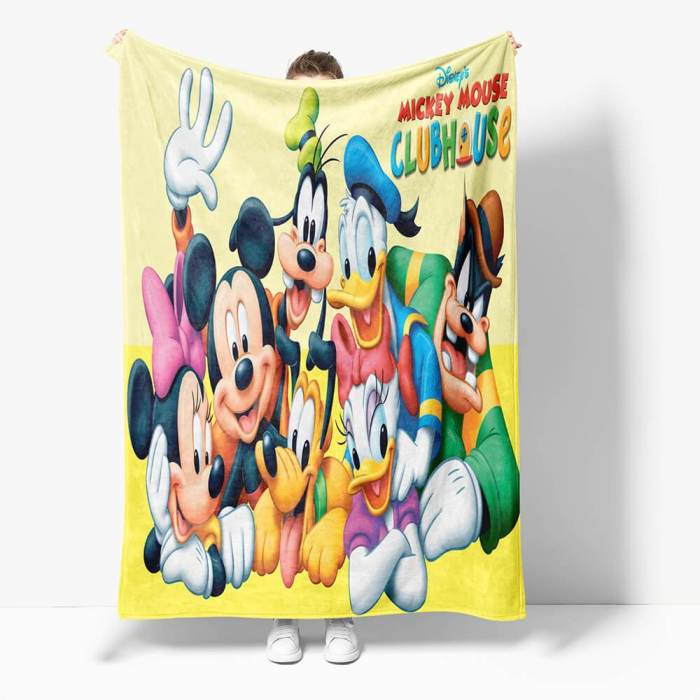Mickey Mouse Minnie Mouse Flannel Fleece Throw Blanket Comforter Set