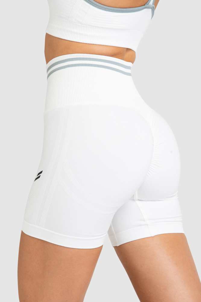 Dye Scrunch Seamless Shorts - Bright White