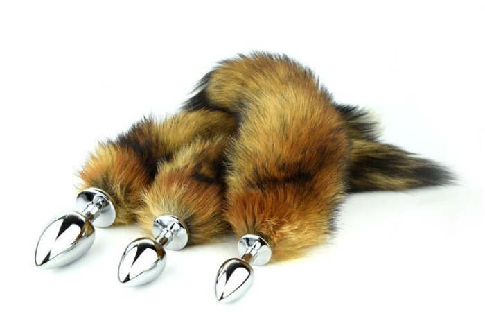 16  Tail Brown Fox 3 Stainless Steel Plug Sizes Available