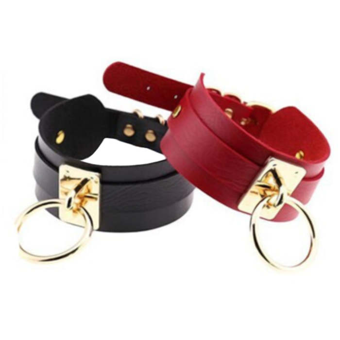 Restraints Of Passion Leather Collar With Leash Ring