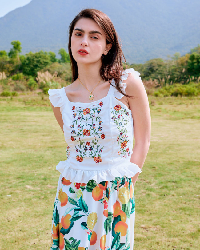 The Square Neck Floral Embroidered Tank Top