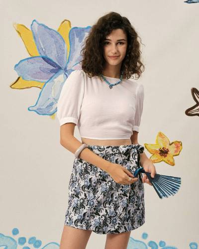 The Solid Color Backless Tie Blouse