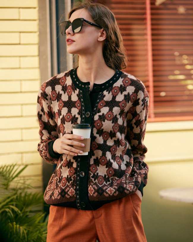 The Geometric Printed Crew Neck Knitted Cardigan