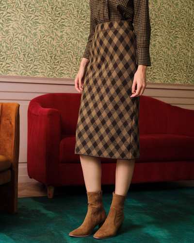 The Argyle Pattern High Waisted Slit Midi Skirt