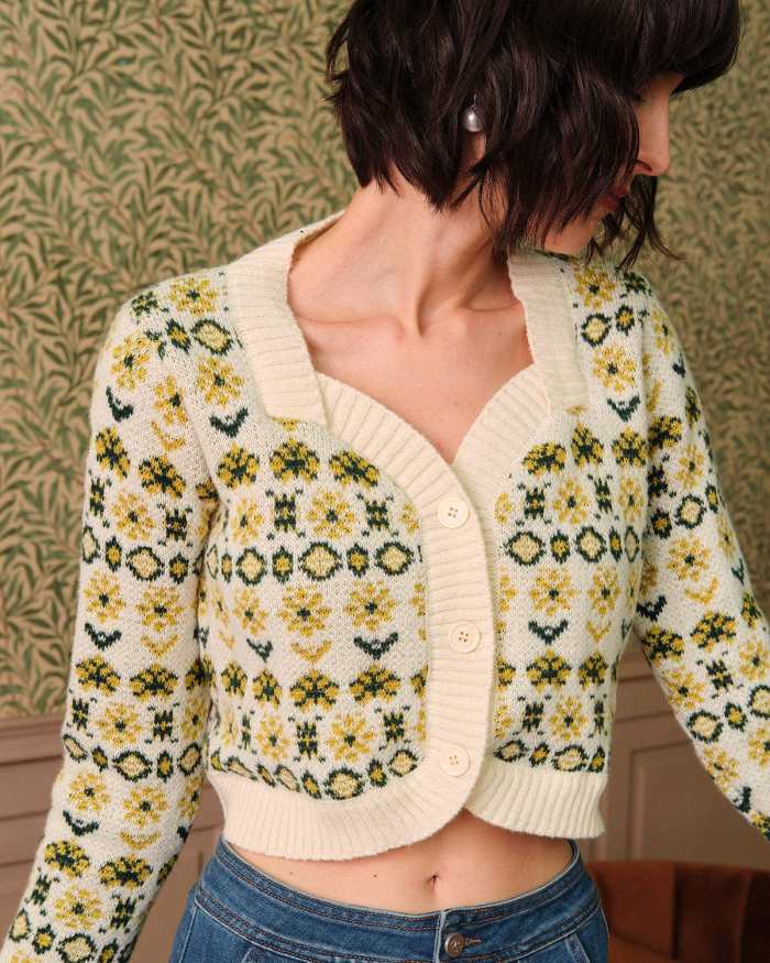 The Sweetheart Neck Floral Cropped Cardigan