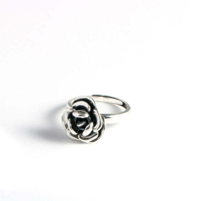 Anti-Rape Rotation Roses Self-Defense Protection Ring For Women