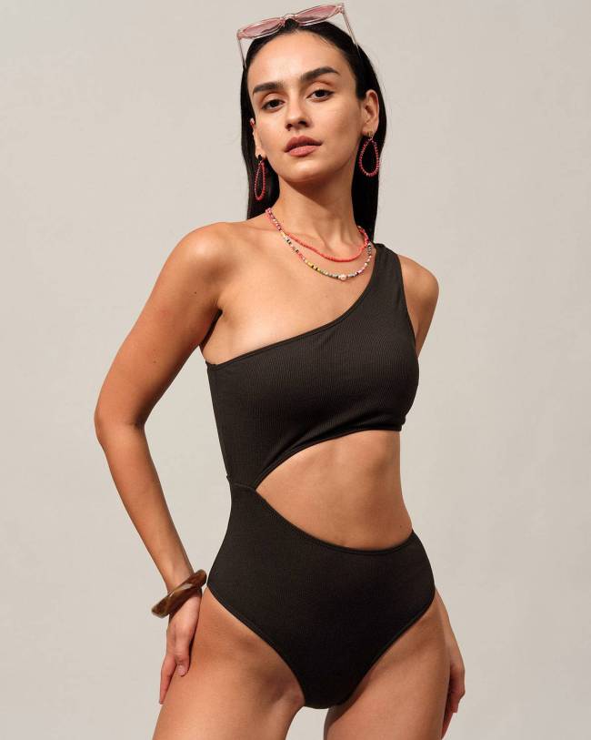 The Cutout One-Shoulder One-Piece Swimsuit