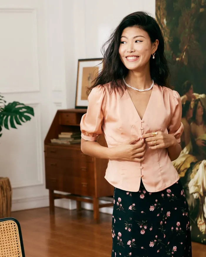 The V-Neck Short Sleeves Satin Shirt