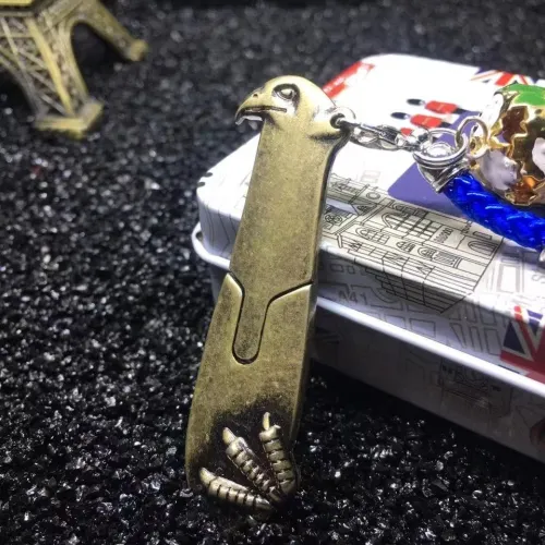Multi-Function Replaceable Blade Eagle Hidden Knife Key Chain (1Pc)