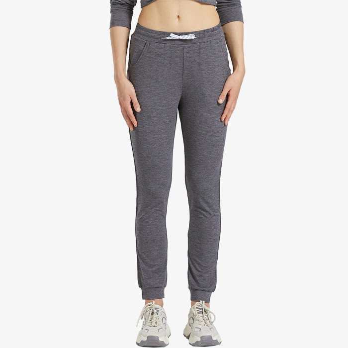 Women Ultra-Soft Workout Sweatpants Joggers With Pockets
