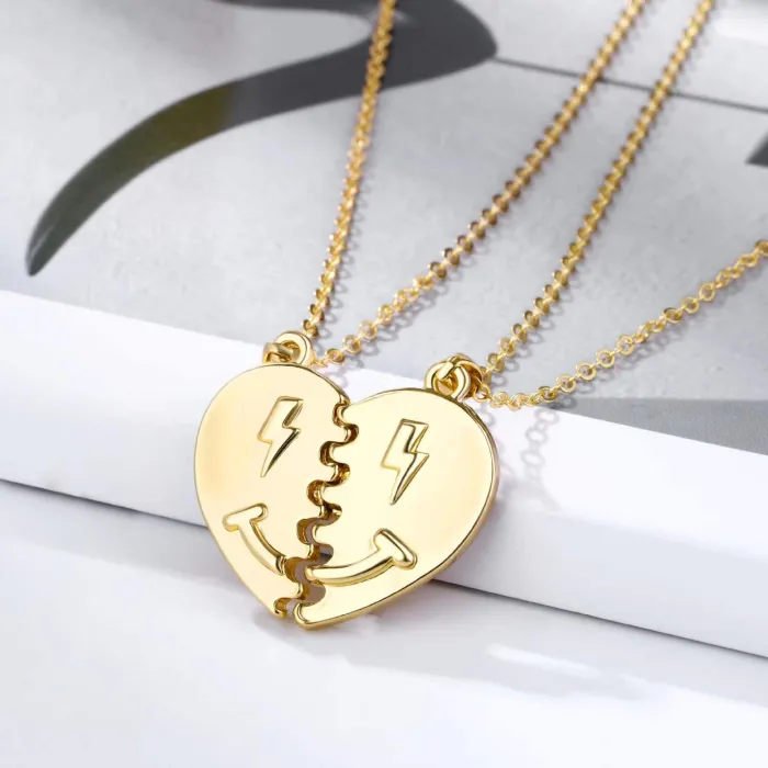 Smiley Magnet To Attract Your Bff Couple Smiley Magnetic Necklaces