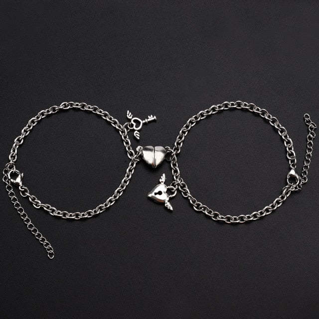 2Pcs/Set Heart Shaped Angel Wing Lock Key Magnetic Bracelet For Bffs Couples