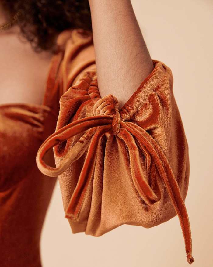 The Brown Sweetheart Neck Long Sleeve Velvet Mini Dress