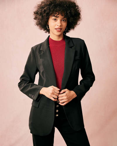 The Black Lapel Single Button Blazer