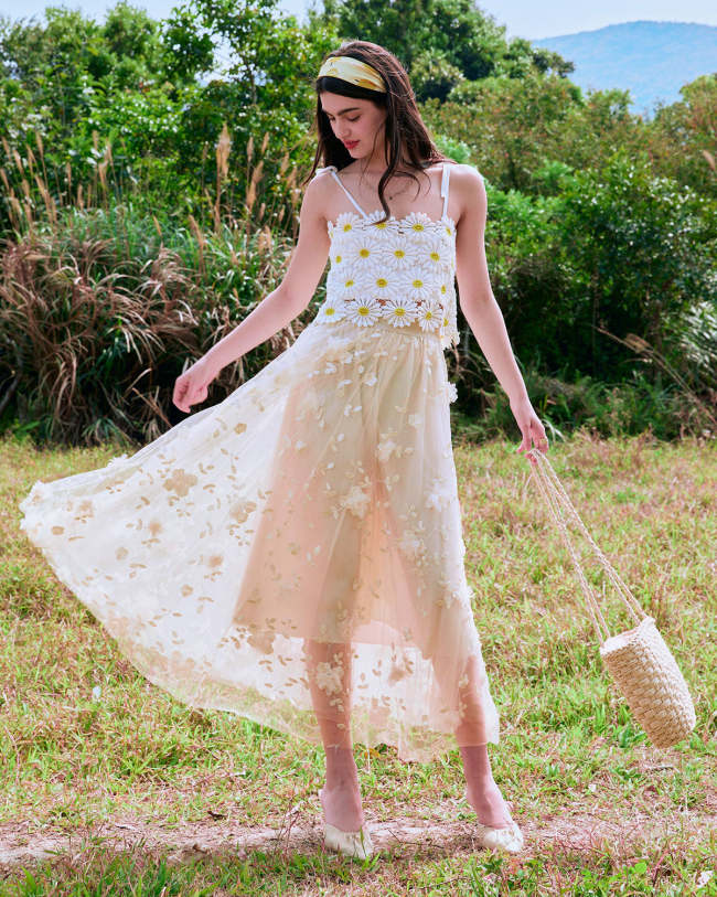 The Beige Elastic Waist Floral Midi Skirt