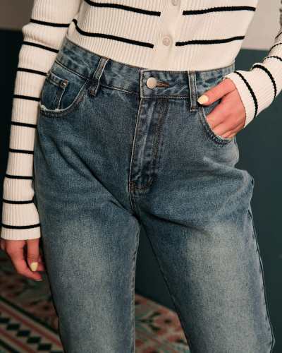 The High Waisted Straight Leg Jeans