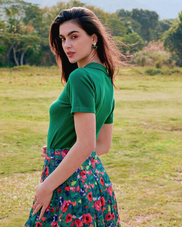 The Green Collared Short Sleeve Knit Top