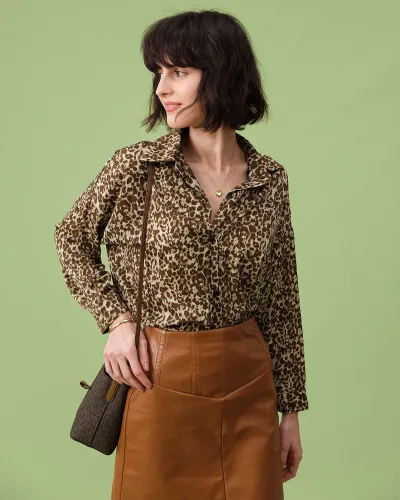 The Brown Lapel Long Sleeve Leopard Shirt