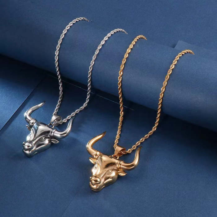 Fashion Bull Pendant Men And Women Gold Necklace