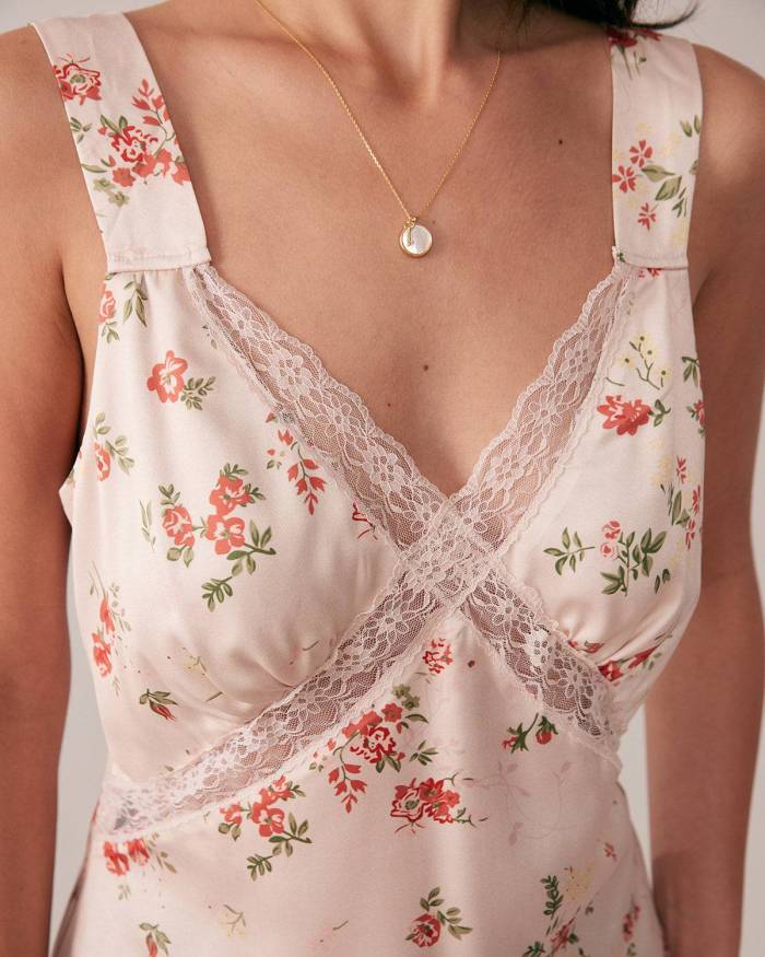 The Lace Spliced Floral Cami Top