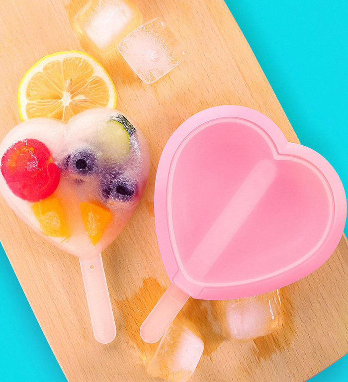 Popsicle Shaped Silicone Ice Tray With Lid