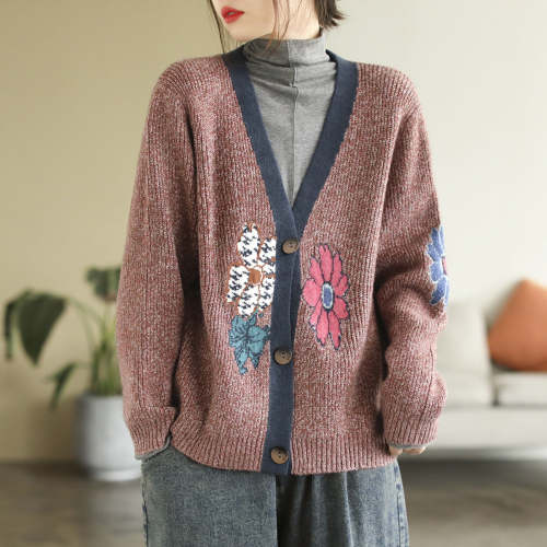 Autumn Core Yarn V-Neck Cardigan Sweater