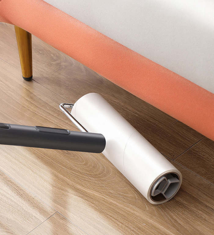 Lint Roller With Extendable Handle（Include 5 Rolls Refills）