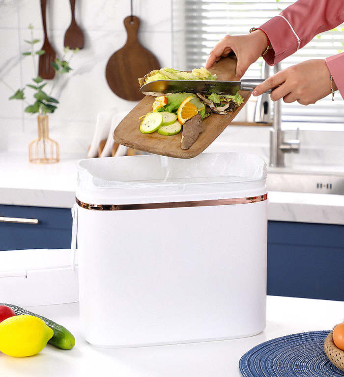 Kitchen Countertop Compost Bin With Aromatherapy