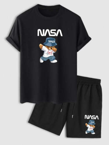 Cartoon Bear Graphic T Shirt And Shorts Set