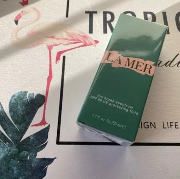 The riddle of LA MER Sea Blue clear and transparent repair sunscreen isolation milk SPF50/PA+++