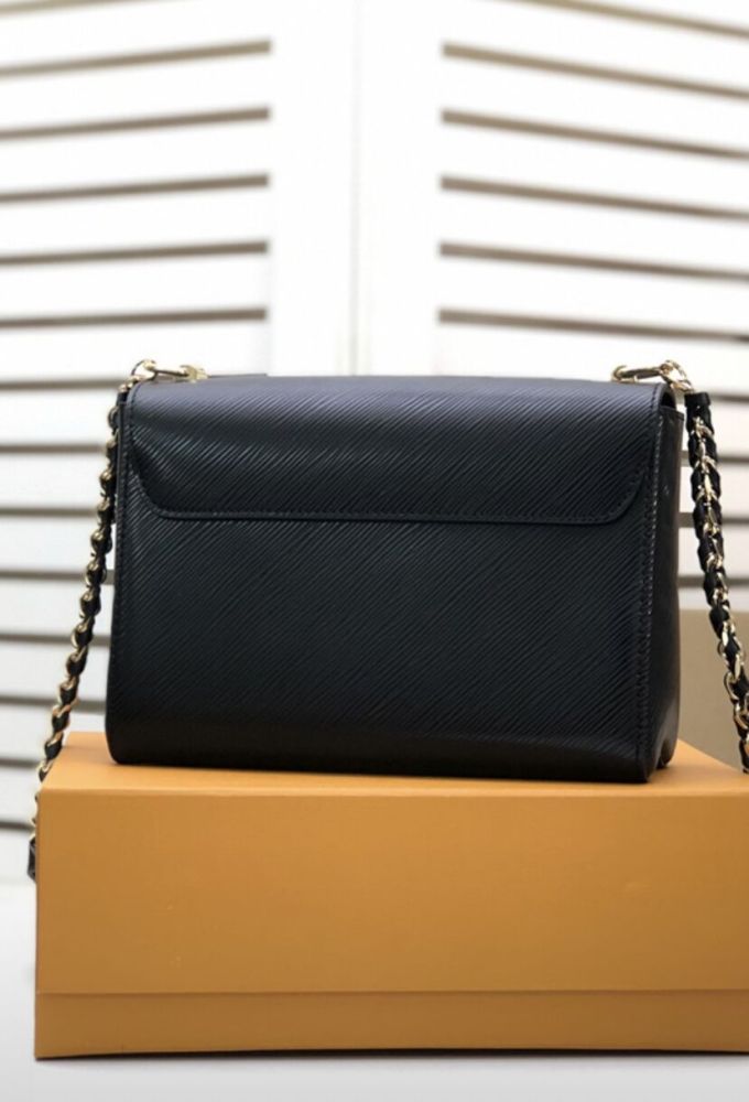 2020 Twist fashion hanging chain women handbag new color sliding long bag chain design