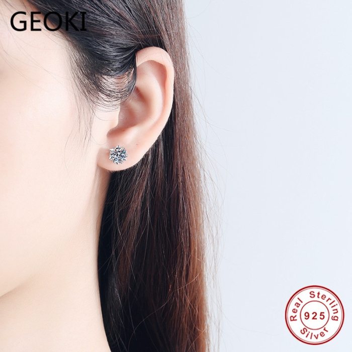 Geoki Passed Diamond Test Excellent Moissanite Snowflake Earrings 925 Sterling Silver Perfect Cut 0.5-1 ct Stone Stud Earrings