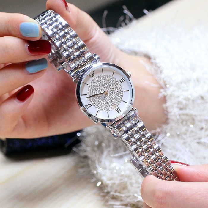 2021Fashion Quartz Watch Women Luxury Diamond Wristwatch Women Steel Waterproof Women Watches Simple Elegant Ladies Female Clock