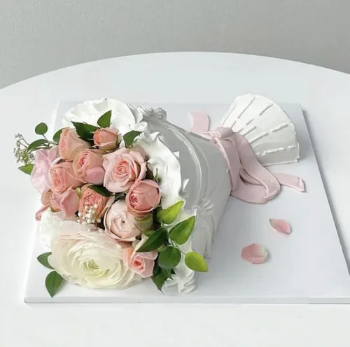 Flower cream birthday cake