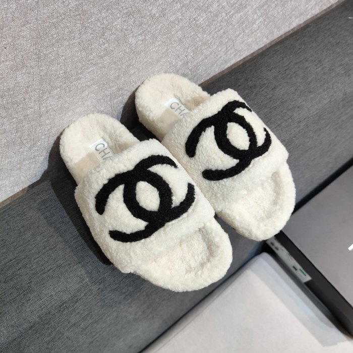 YM# Fluffy Slippers Plush Slippers
