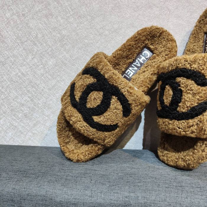 YM# Fluffy Slippers Plush Slippers
