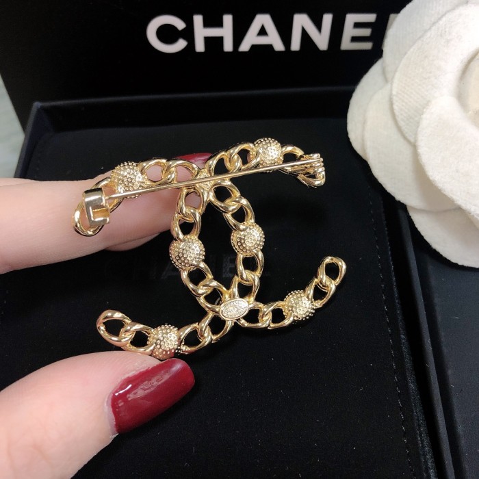 Brooch