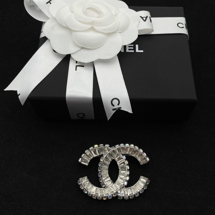 Brooch