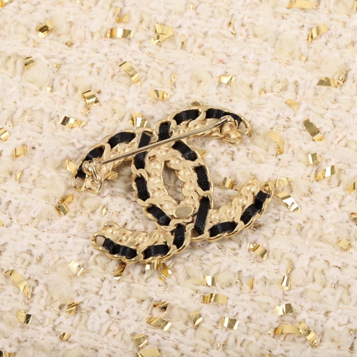 Brooch