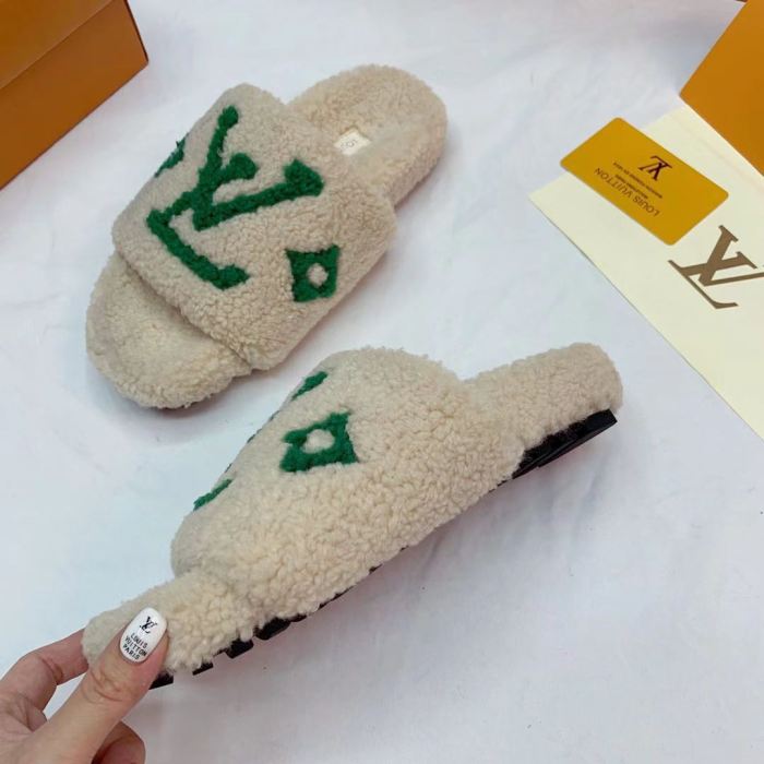 YM# Fluffy Slippers Plush Slippers