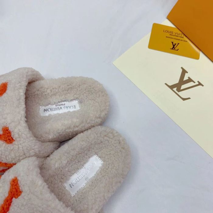 YM# Fluffy Slippers Plush Slippers