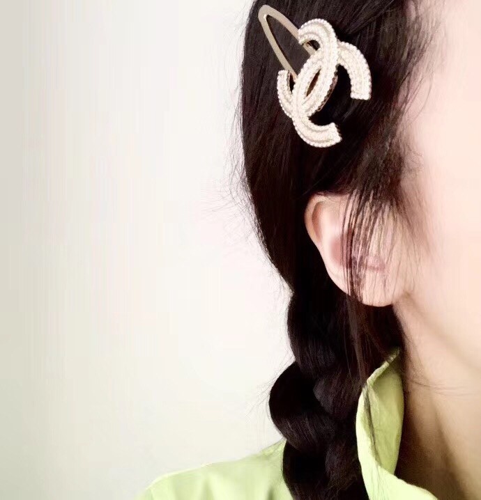 Hairpin Bobby pin