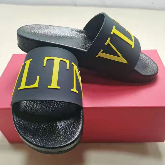 LK# Unisex Sliders