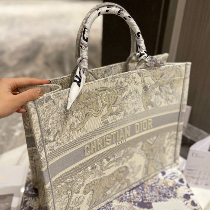 MZ# High Quality Womens Embroidered Shoulder Bag Totes 41CM