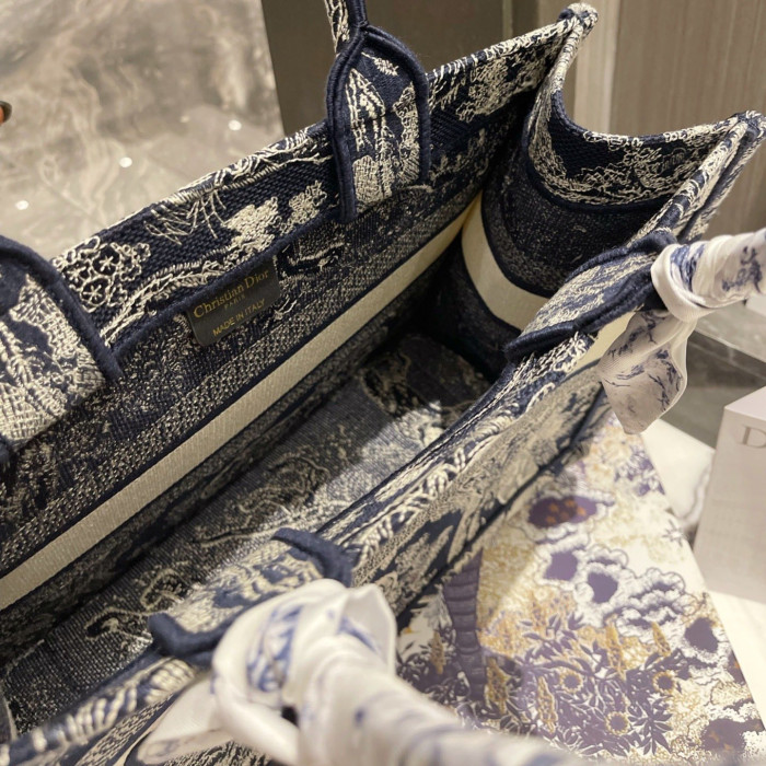 MZ# High Quality Womens Embroidered Shoulder Bag Totes 36CM